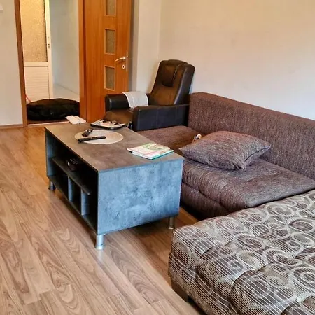 Stylish Apt, Free Parking, Near Center & Airport فارنا