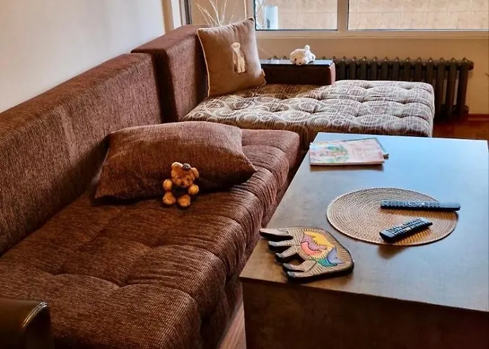 Appartement Stylish Apt, Free Parking, Near Center & Airport *