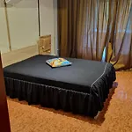 Apartamento Stylish Apt, Free Parking, Near Center & Airport *