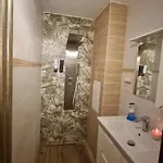 Apartamento Stylish Apt, Free Parking, Near Center & Airport *
