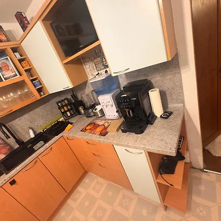 Stylish Apt, Free Parking, Near Center & Airport Apartament *
